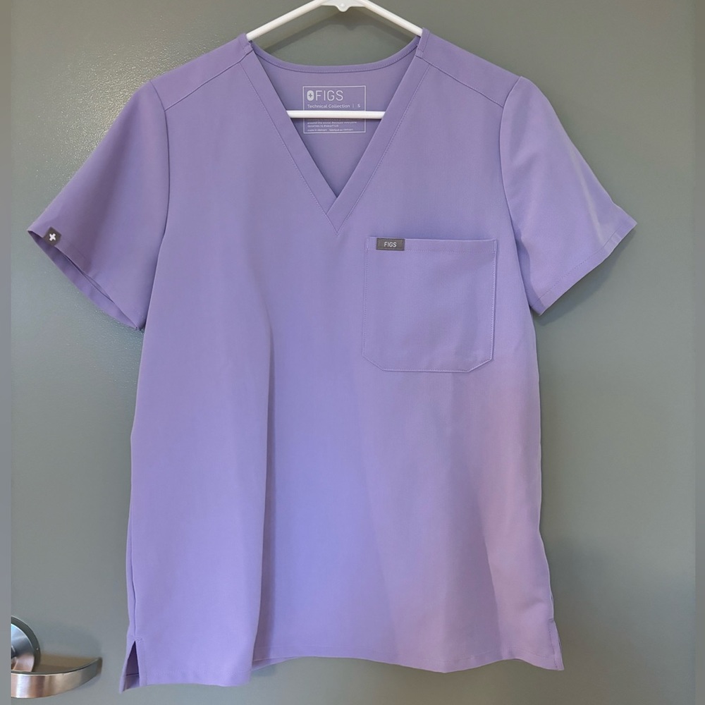 Figs Scrubs Limited Edition Lavender Dew Catarina Scrub Top